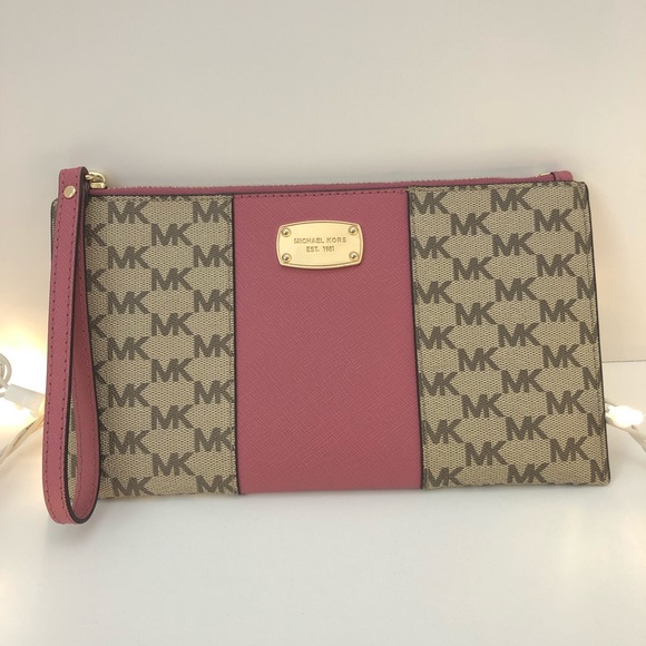 Michael Kors Handbags - Pink & tan MK wristlet wallet